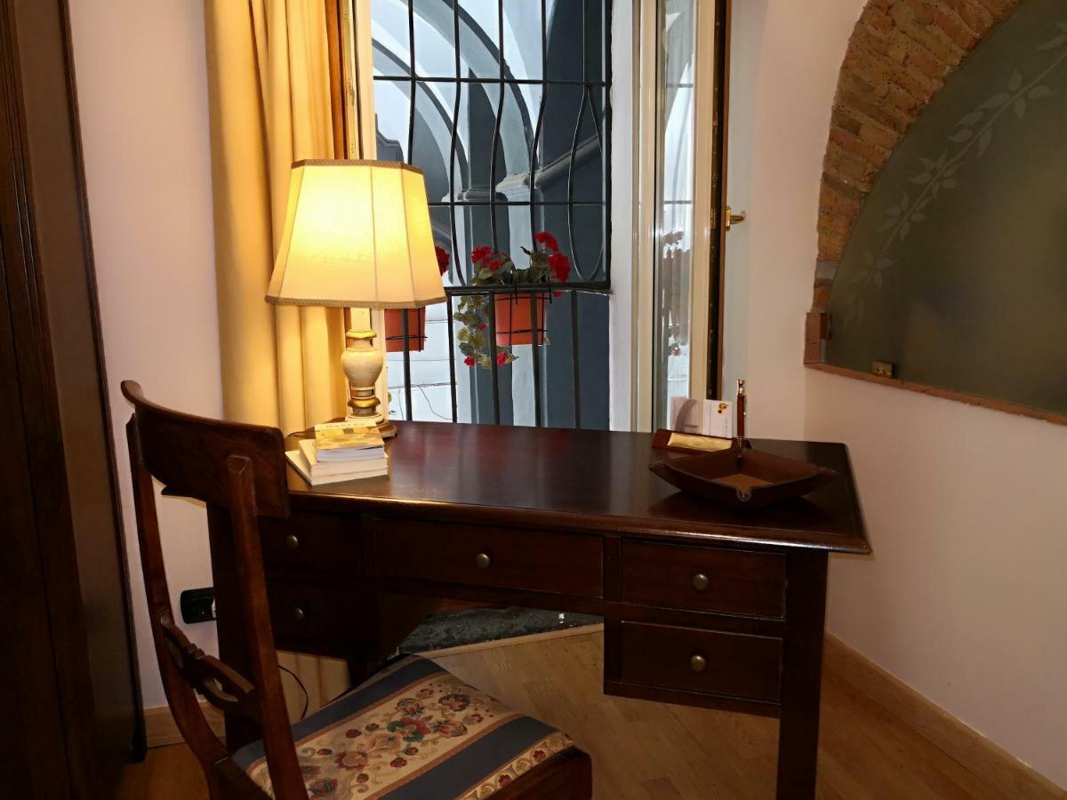 L' Arcata A Montesanto Villa Napoli Eksteriør billede